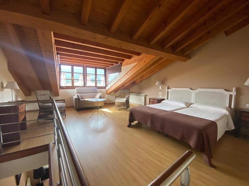 Apartamentos El Cordial De Fausto Llanes Bagian luar foto