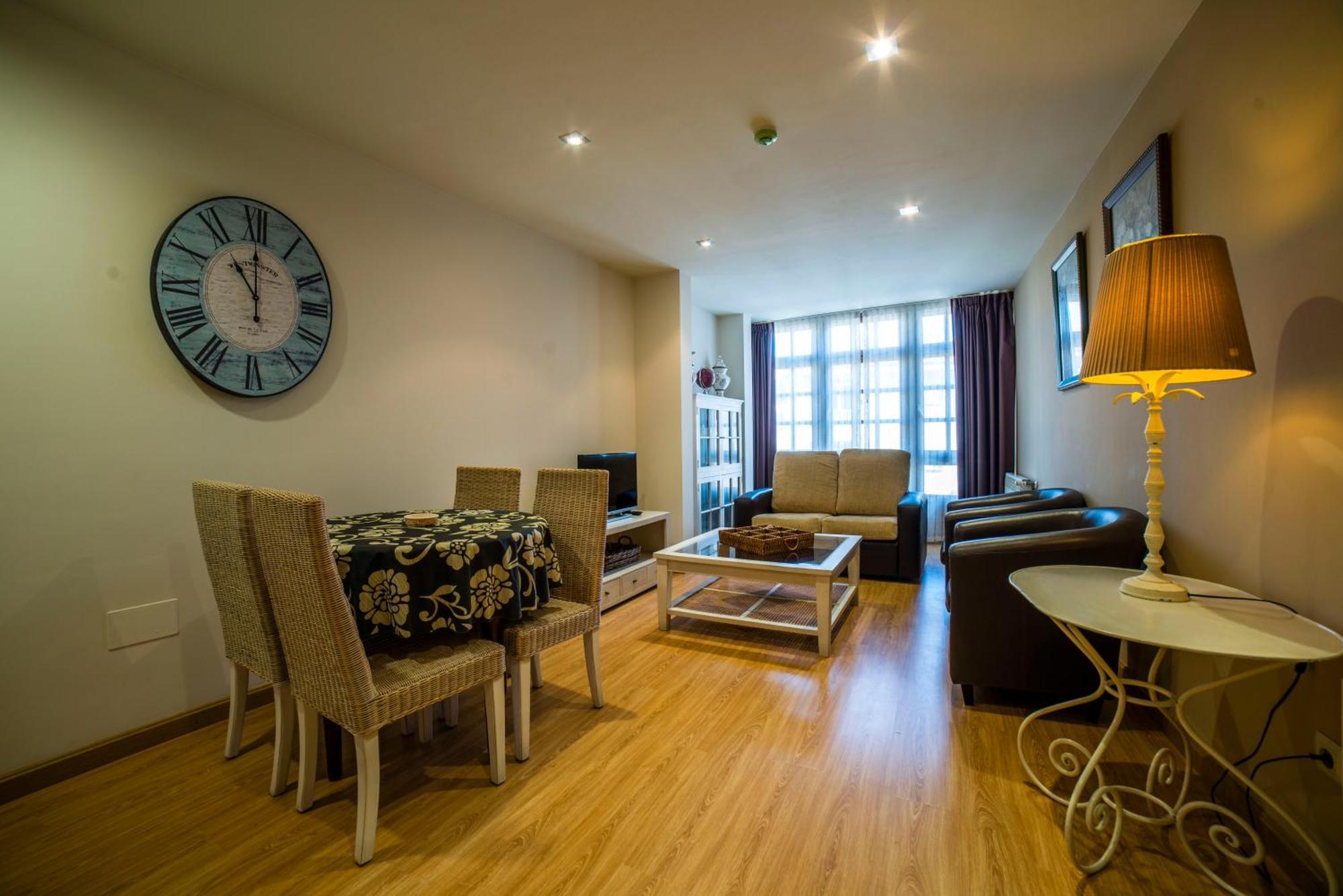Apartamentos El Cordial De Fausto Llanes Bagian luar foto