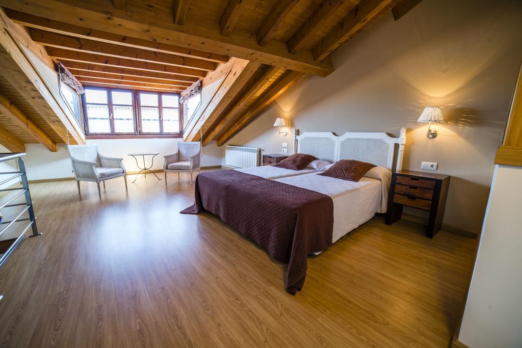 Apartamentos El Cordial De Fausto Llanes Bagian luar foto