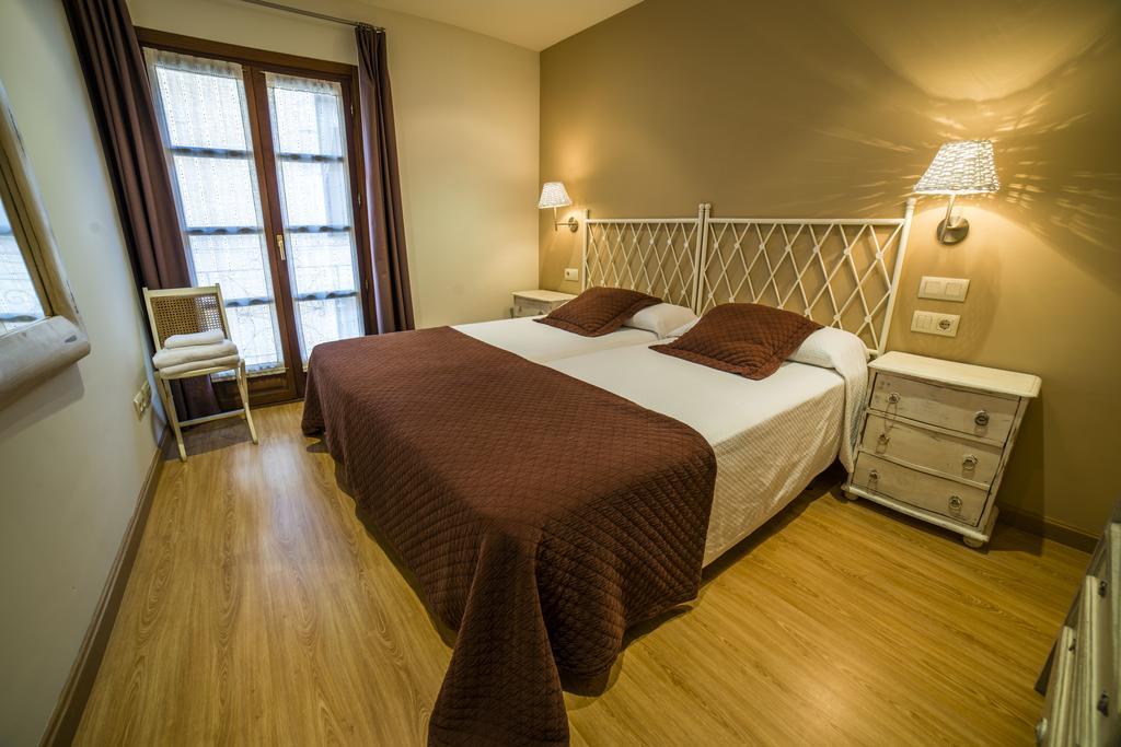Apartamentos El Cordial De Fausto Llanes Bagian luar foto