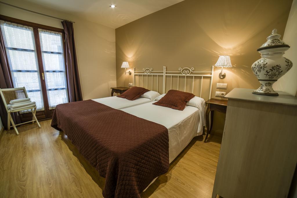 Apartamentos El Cordial De Fausto Llanes Bagian luar foto